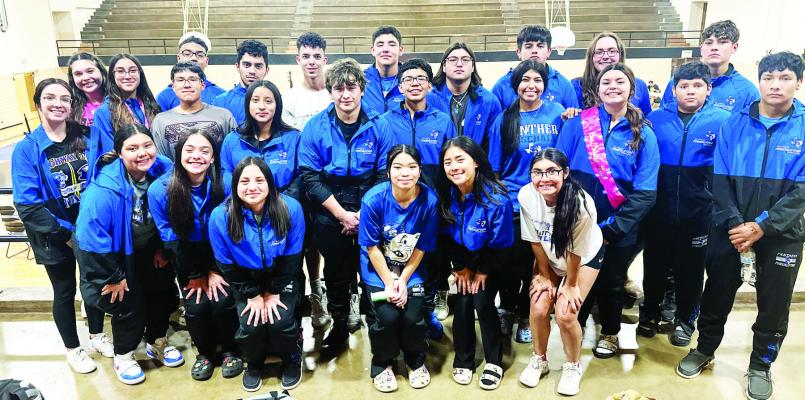 RIGHT: The Fort Stockton Panther and Prowler powerlifters traveled to Seminole to compete on Thursday. The lifters faced some adversity but still pushed through and almost everyone had new personal records on most of their lifts. Courtesy photo