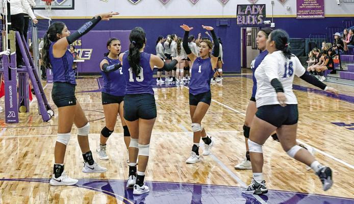 The Fort Stockton Prowlers celebrate a point during a match in Alpine on Tuesday night. Photo by JT Maroney/Alpine Avalanche