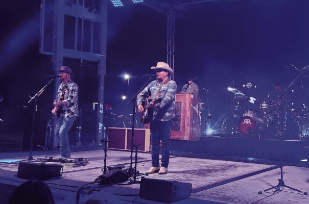 The Randy Rogers Band put on an amazing show in front of a packed crowd. Photo by Kerry Waldrip