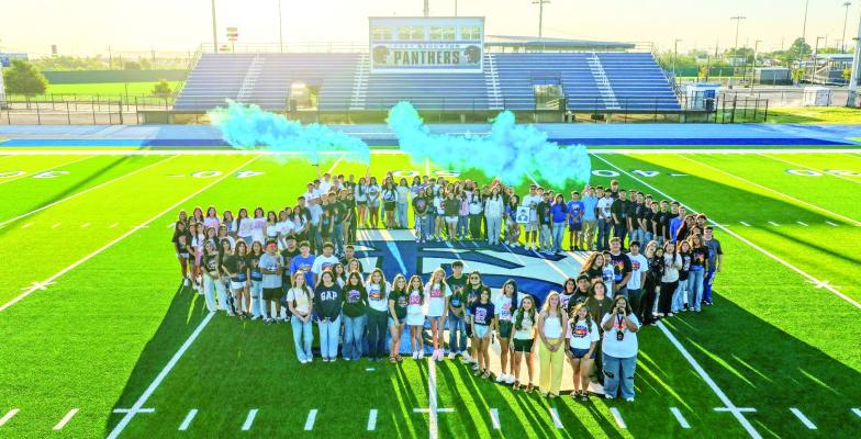 SENIORS RISE EARLY FOR TRADITIONS