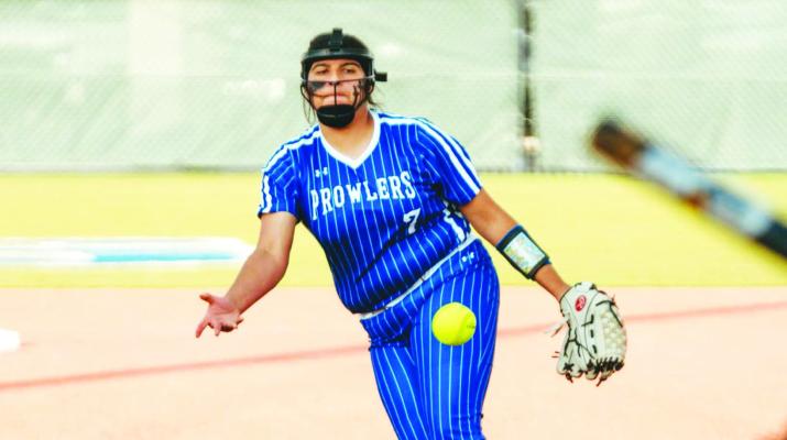 Prowlers defeat Greenwood