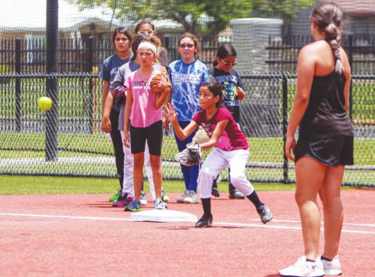 Fort Stockton athletes take part in Prowlers softball camp