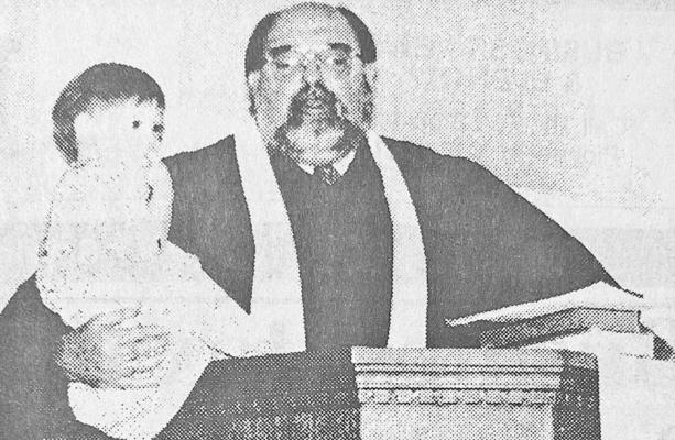 April 1997 issue: Family gathering at Easter – Reverend Jim Miles, First Presbyterian Church of Fort Stockton, received an impromptu visit from granddaughter Heather during his sermon this past Sunday morning.