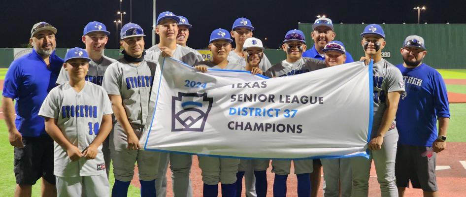 Senior League poses with the Championship banner after their win against Monahans. Photo by Tristian Barragan