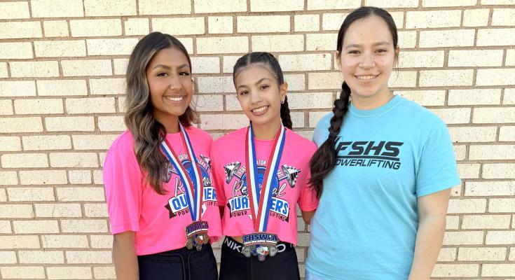 The Prowlers turned in one of their strongest overall regional showings of the season, with eight competitors in the equipped division and seven medalists finishing in the top six of their respective weight classes. Courtesy Photo