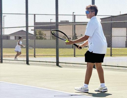 The Panthers finished the two-match trip 1-1, falling one point short against Levelland before reversing the outcome against Brownfield.