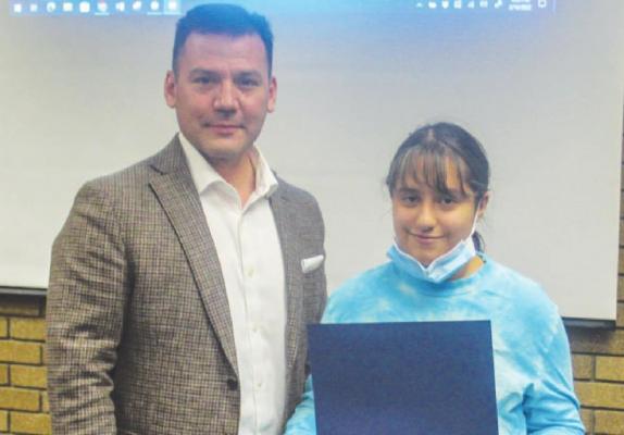 Fort Stockton ISD Assistant Superintendent Roy Alvarado presented the FSISD High School Student of the Month award to Jaleah Ryan at the district’s school board meeting on Feb. 16. Each student and all previous students of the month for this school year received a gift card from Mesquite Tree Gifts, Ice Cream & Coffee Shop. Photos by Nathan Heuer