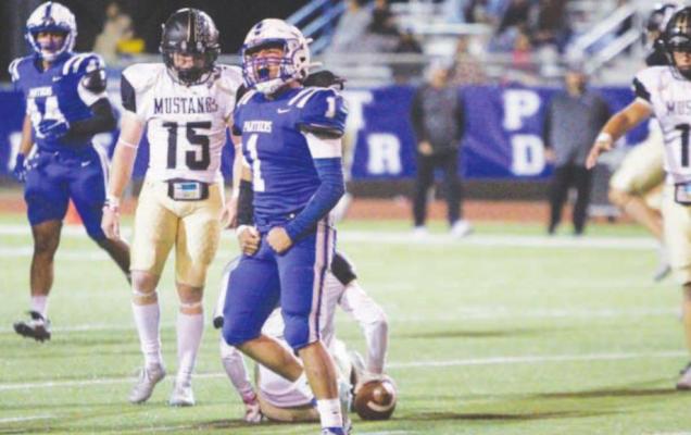 Fort Stockton’s Daren Ureste flexes his muscles after making an open field tackle during Friday’s game at home against Andrews. Photo by Nathan Heuer
