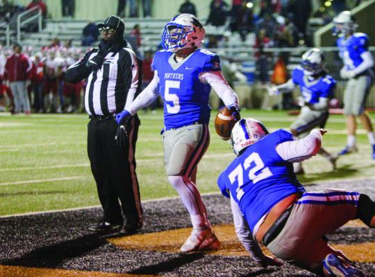 Fort Stockton running back Corbin Luna shouts to the home fans in jubilation following his gamewinning touchdown in the fourth quarter against Perryton at Post High School. Photo by Nathan Heuer