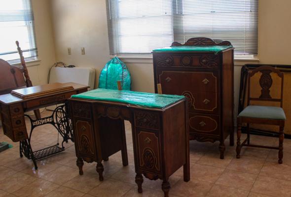 A bedroom suite that was originally in the Rollins-Sibley House from 1926 to 1928; a Singer treadle sewing machine made in 1910 and used by John Rollins’ grandmother to make clothes for her family; and a rocking chair were donated by John Rollins and his wife, Dr. Dee Rollins, who traveled to Fort Stockton to make the donations on April 6.