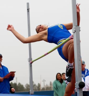 Buena Vista’s Kiele Sickler won the varsity girls high jump, Saturday morning. Photo by Shawn Yorks