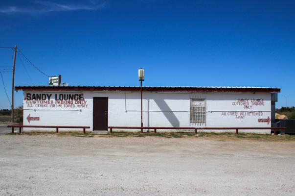Sandy's Lounge