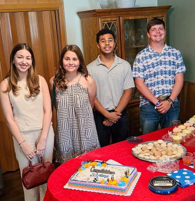 FUMC awards Susan Nall Memorial Scholarship recipients