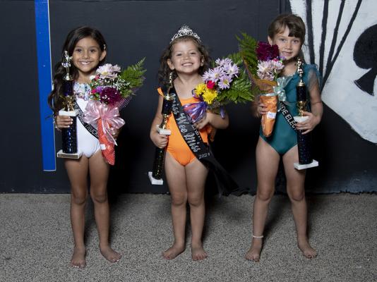 Second runner-up Maria Frost, Miss Tiny Tot Royalty Rivera, runner-up LeighAnn Shuttleworth.