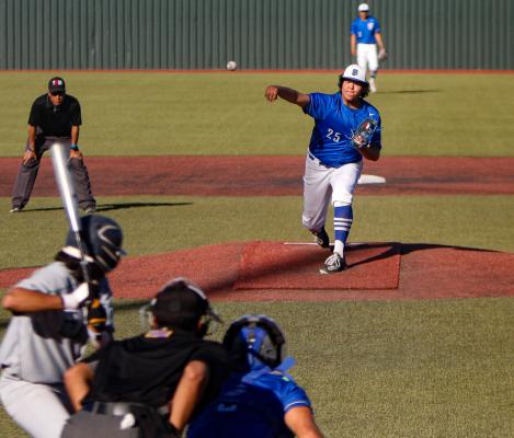 Fort Stockton’s Julian Leyva was one of three relief pitchers during Tuesday’s home game against El Paso Da Vinci. The sophomore allowed one hit, one walk, and struck out one in his fourth pitching appearance this season. Photo by Nathan Heuer