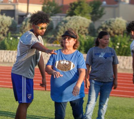 Mom's Football 101