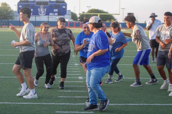 Mom's Football 101
