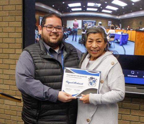FSISD Middle School Principal Julian Castillo presented Raquel Mischnick with the Intermediate Teacher of the Quarter award at last month’s school board meeting. Mishnick teaches special education at the campus.