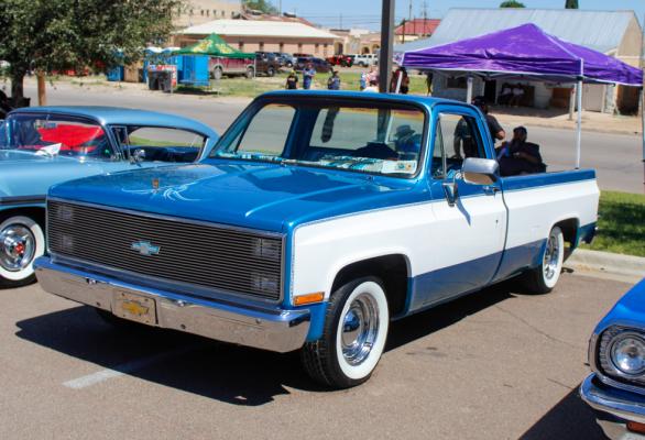 Barrio Fest Car Show
