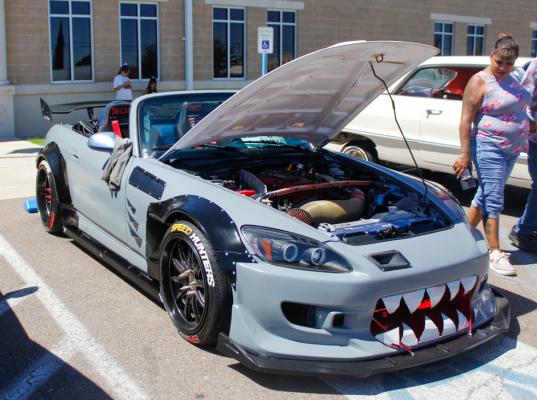 Barrio Fest Car Show