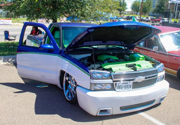 Barrio Fest Car Show
