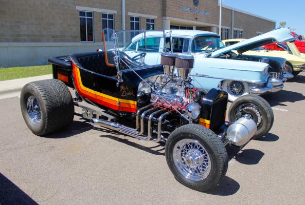 Barrio Fest Car Show