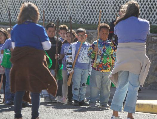 2nd graders take part in Texas Independence Day festivities