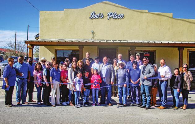 JOE’S PLACE HOLDS GRAND OPENING
