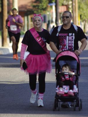 5k Walker Lupe Munoz shows her strength as she is currently fighting stage 1 and stage 2 breast cancer.