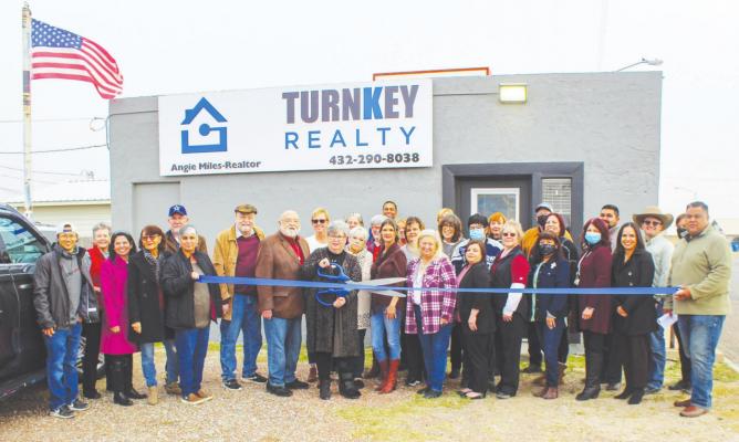 TURNKEY REALTY RIBBON CUTTING