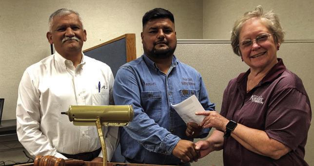 Salinas, Salamanca recognized by Toastmasters