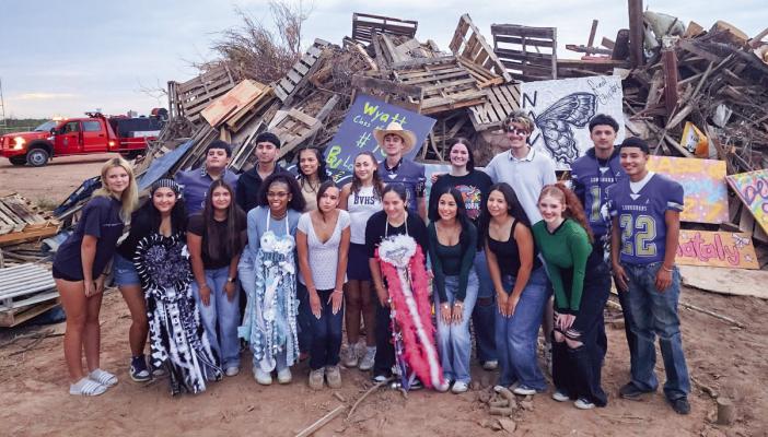 Senior traditions, hand-painted boards and a community gathered around the flames make Buena Vista ISD’s annual homecoming bonfire a sentimental night to remember.