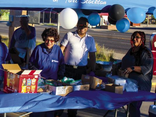 The First National Bank of Fort Stockton played host a tailgate party Friday before the Panthers took down Fabens to go 9-1 on the regular season. Photos by Kerry Waldrip