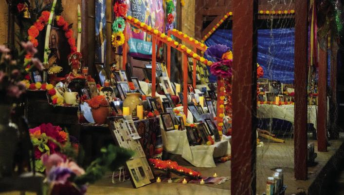 THE FORT STOCKTON FAMILY OFRENDA