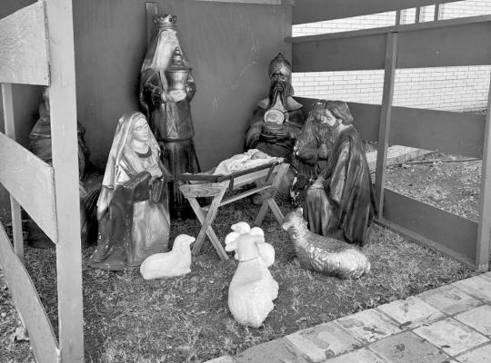 The little Lord Jesus laid down His sweet head