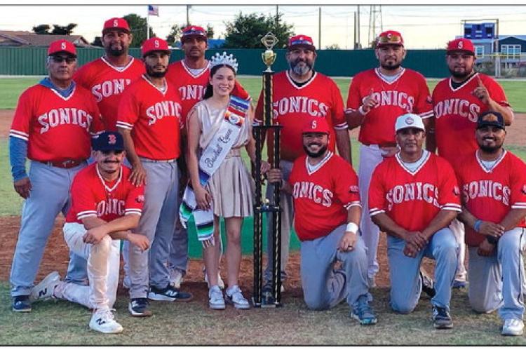 KINGS OF THE DIAMOND, QUEEN OF THE BARRIO