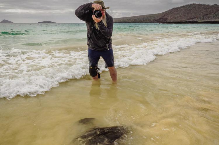 Lee Hoy photographs a sting ray during a trip to the Galapagos Islands. Photo courtesy of Lee Hoy