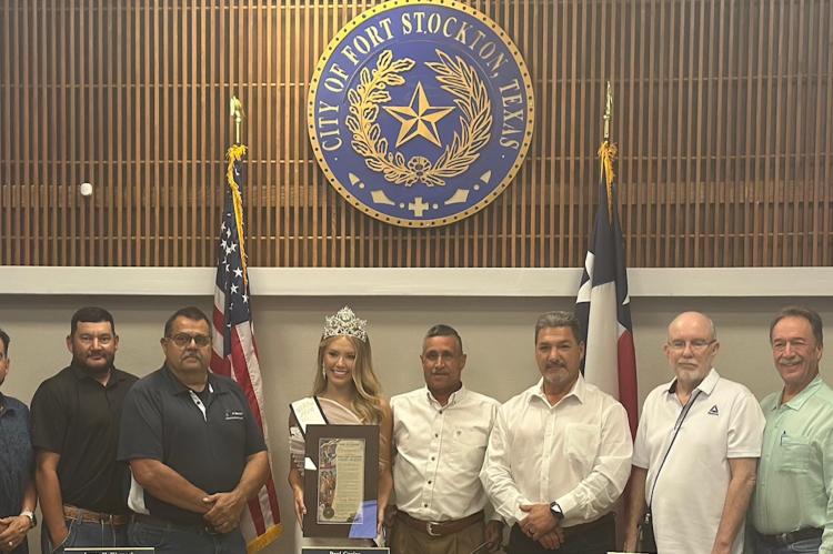 Fort Stockton Mayor Sandy Whitley and members of the Fort Stockton City Council present a proclamation honoring Emmry Warren as the 2026 Miss Fort Stockton during Monday evening’s City Council Meeting.